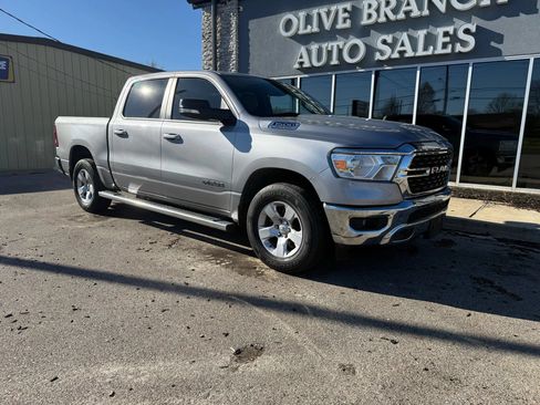 Used 2022 RAM 1500 Lone Star AWD/4WD image 2
