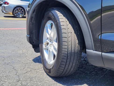 Certified 2025 Ford Explorer Active RWD image 34