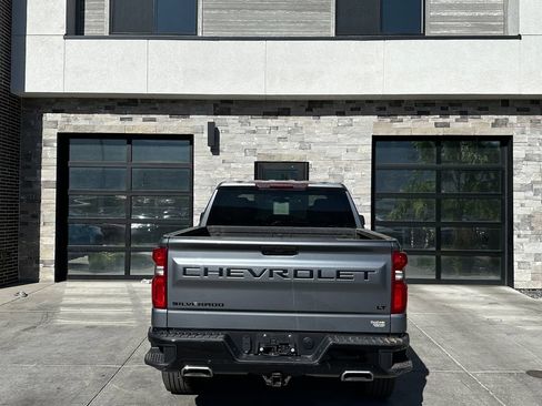 Used 2021 Chevrolet Silverado 1500 LT Trail Boss w/ Bed Protection Package AWD/4WD image 4