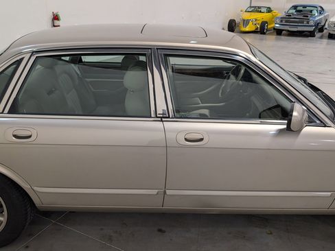 Used 1996 Jaguar XJ6 RWD image 37