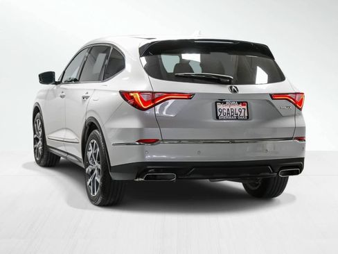 Certified 2023 Acura MDX FWD w/ Technology Package image 2