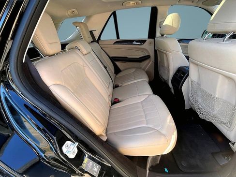 Used 2016 Mercedes-Benz GLE 350 w/ Premium Package image 24