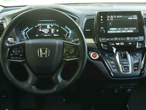 Used 2024 Honda Odyssey Elite image 20
