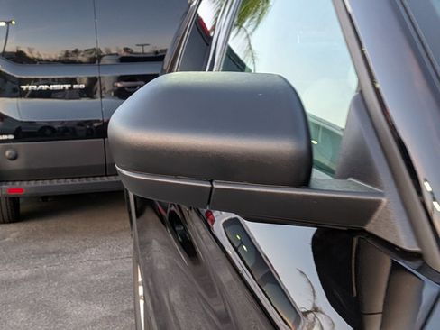 New 2026 Ford Explorer Active w/ Active Comfort Package image 14