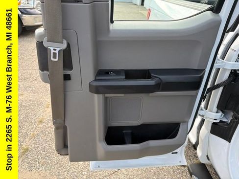 Used 2015 Ford F150 XL w/ Equipment Group 101A Mid RWD image 22
