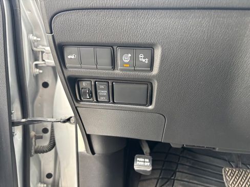 Used 2017 Nissan Armada SL w/ Technology Package AWD/4WD image 19