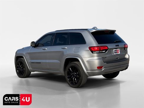 Used 2020 Jeep Grand Cherokee Altitude image 5