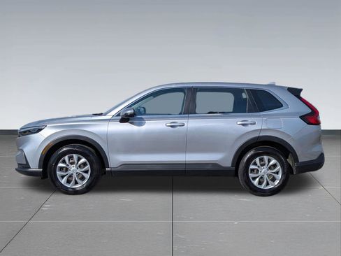 Used 2023 Honda CR-V LX image 2