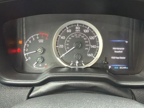 Used 2021 Toyota Corolla LE image 16