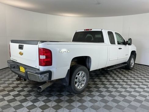 Used 2012 Chevrolet Silverado 3500 LT AWD/4WD image 4
