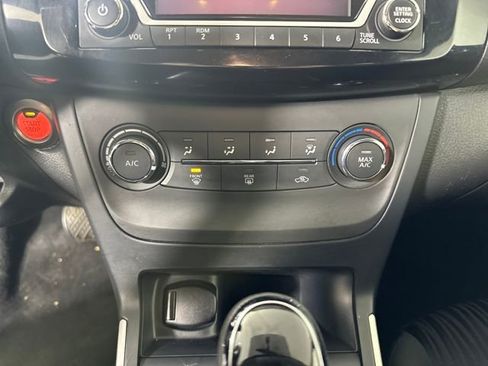 Used 2017 Nissan Sentra SV image 23