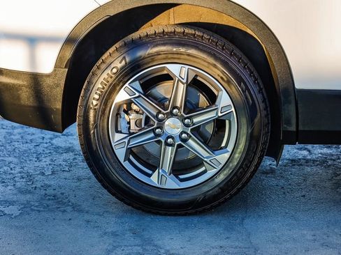 Used 2024 Chevrolet Blazer LT image 12