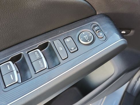 Used 2022 Honda Civic Touring image 29