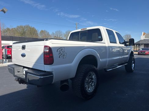 Used 2013 Ford F350 Lariat w/ Lariat Interior Pkg image 6