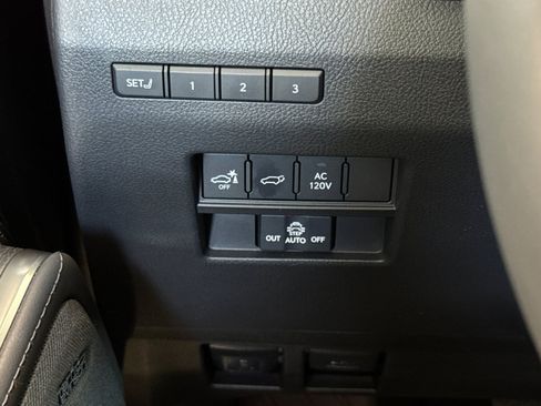 Certified 2025 Lexus GX 550 w/ Accessory Package (2T) AWD/4WD image 39