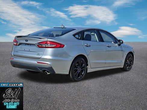 Used 2020 Ford Fusion SE w/ Equipment Group 151A FWD image 17