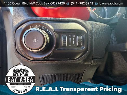 Used 2018 Jeep Wrangler Unlimited Rubicon w/ Steel Bumper Group AWD/4WD image 16