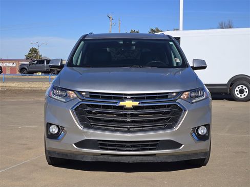 Used 2019 Chevrolet Traverse Premier w/ Driver Confidence II Package image 2