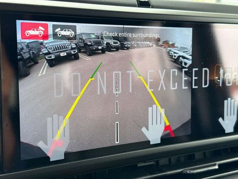 New 2025 Jeep Wrangler Unlimited Rubicon 392 image 28