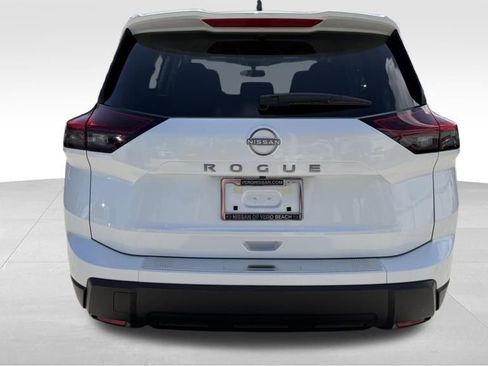 New 2026 Nissan Rogue SV FWD image 7