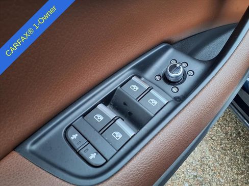 Used 2017 Audi Q7 3.0T Premium Plus image 16