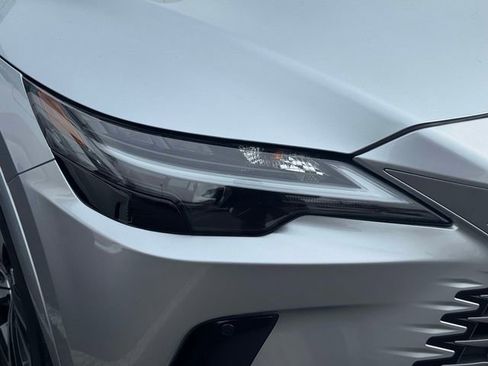 Used 2025 Lexus RX 350 Premium w/ Accessory Package image 12