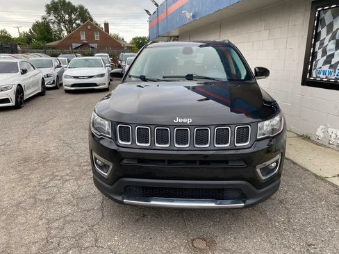 Used 2019 Jeep Compass Limited AWD/4WD image 5