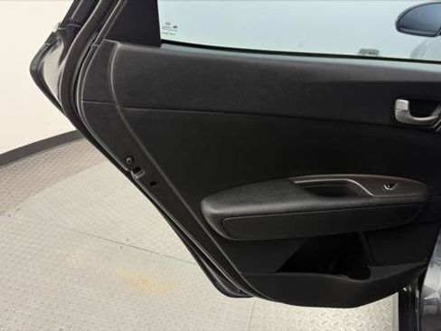Used 2020 Kia Optima LX FWD image 14