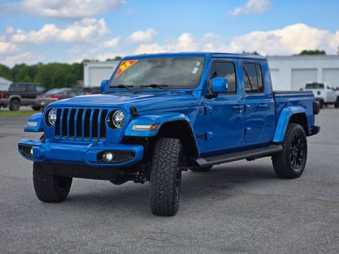 Certified 2022 Jeep Gladiator Overland AWD/4WD image 3