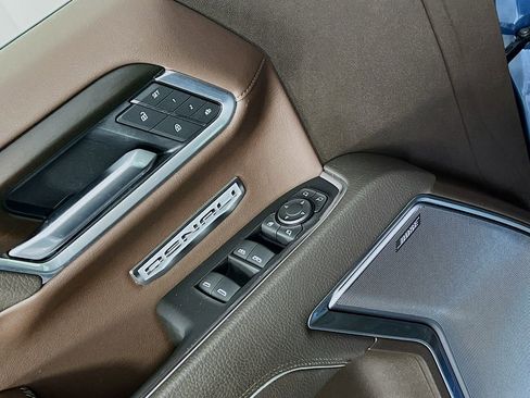 Certified 2025 GMC Sierra 1500 Denali AWD/4WD image 15