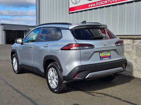 New 2026 Toyota Corolla Cross LE image 5