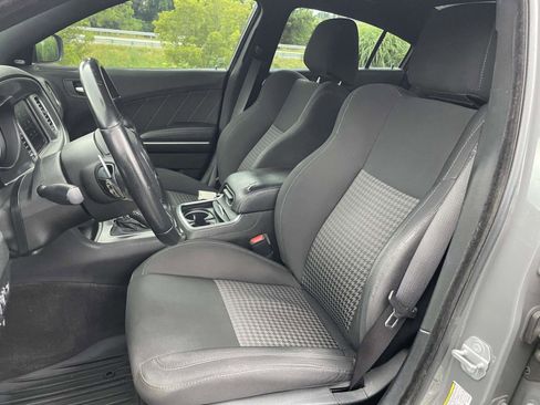 Used 2019 Dodge Charger GT RWD image 15