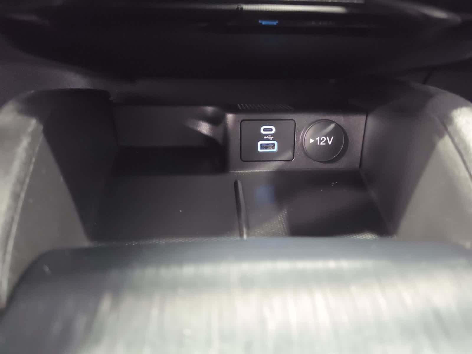 Used 2023 Ford Escape Active w/ Tech Pack #1 AWD/4WD image 22