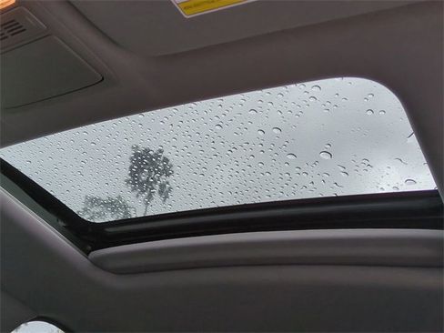 Used 2020 Honda CR-V Touring image 20