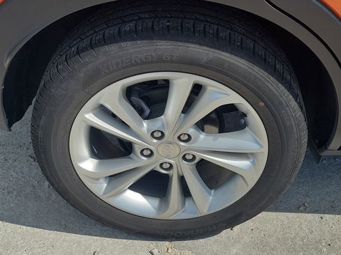 Used 2023 Buick Encore GX Preferred image 10