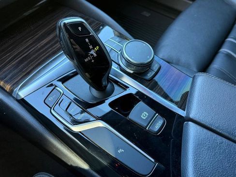 Used 2019 BMW 540i 540i w/ Executive Package image 23