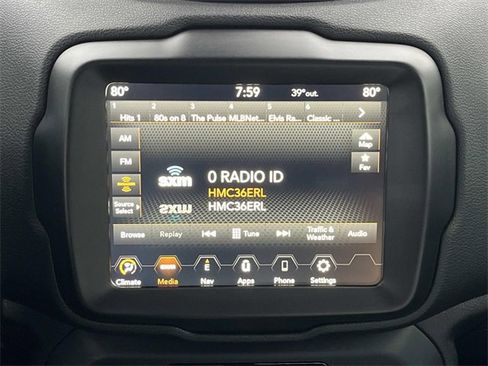 Used 2023 Jeep Renegade Latitude image 14