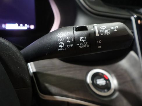 Certified 2023 Jeep Grand Cherokee L Limited w/ Luxury Tech Group II AWD/4WD image 39