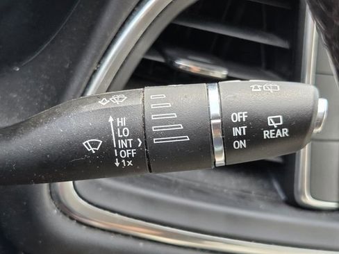 Used 2024 Buick Enclave Essence FWD image 21