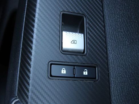 Used 2024 Mitsubishi Outlander SE AWD/4WD image 27