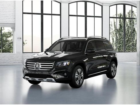 Used 2026 Mercedes-Benz GLB 250 4MATIC image 40