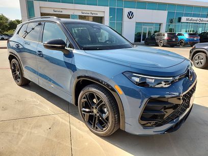 New 2026 Volkswagen Tiguan SE R-Line