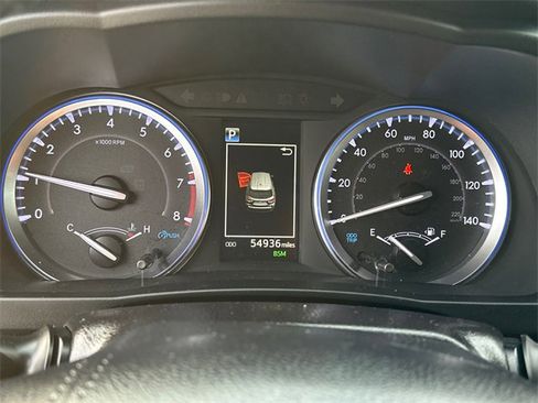 Used 2019 Toyota Highlander XLE image 21