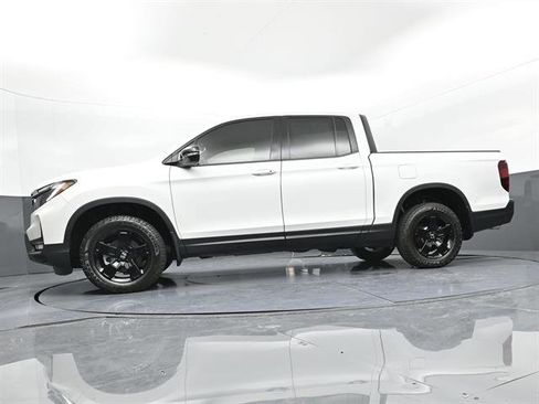Used 2025 Honda Ridgeline Black Edition image 35