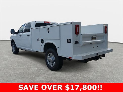 Used 2024 RAM 2500 Tradesman w/ Chrome Appearance Group image 7