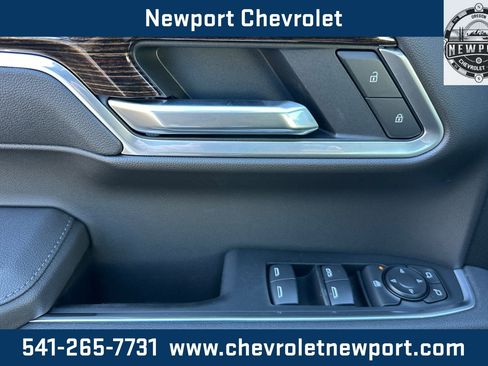 New 2026 GMC Sierra 1500 Elevation w/ Elevation Premium Package image 9