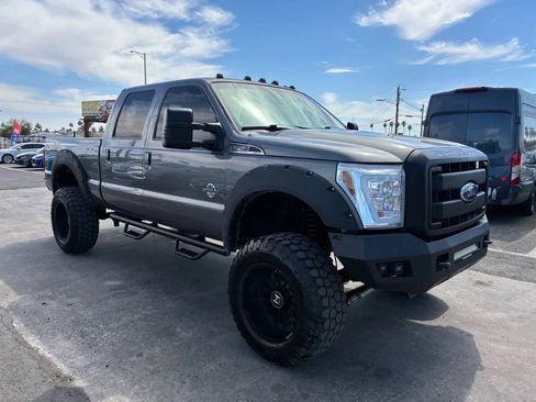 Used 2013 Ford F250 Lariat w/ Lariat Interior Pkg AWD/4WD image 10