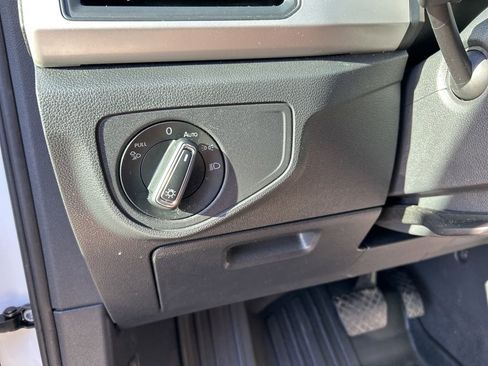 Used 2021 Volkswagen Atlas SE w/ Panoramic Sunroof Package image 14