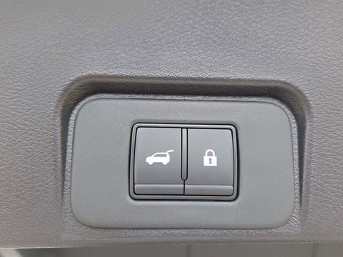 New 2026 Nissan Rogue SV w/ Cold Weather Package FWD image 12