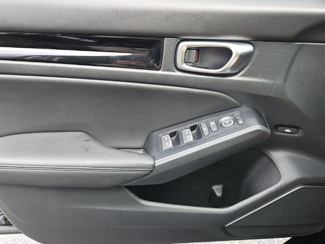 Used 2024 Honda Civic Touring image 16